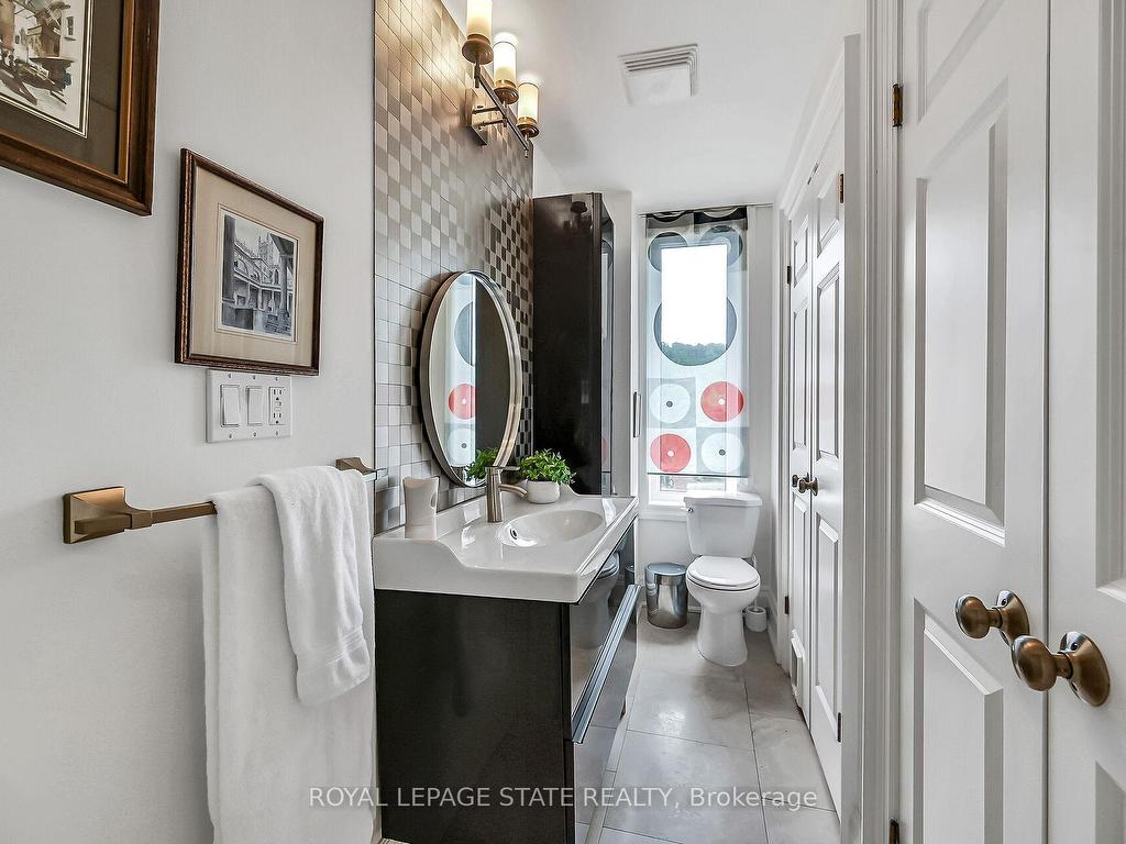 









86


Herkimer

Street, 41,
Hamilton,




ON
L8P 2G7

