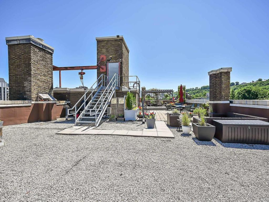 









86


Herkimer

Street, 41,
Hamilton,




ON
L8P 2G7

