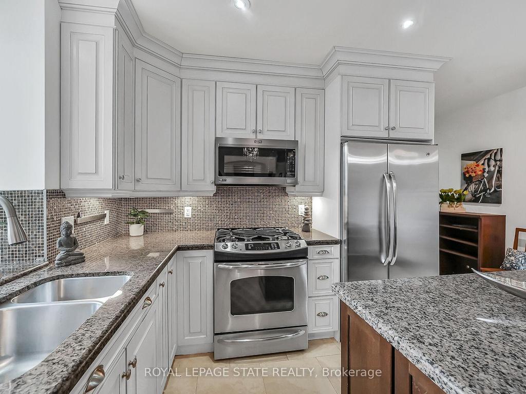 









86


Herkimer

Street, 41,
Hamilton,




ON
L8P 2G7

