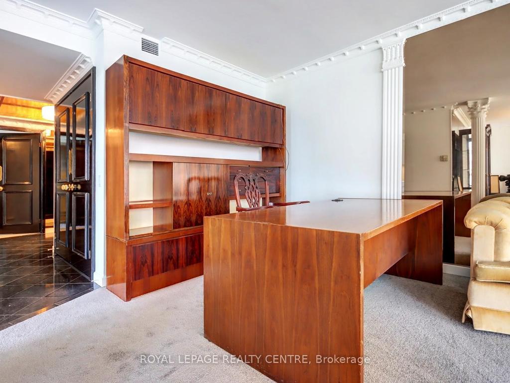 









480


Queens Quay W

N/A, 401W,
Toronto,




ON
M5V 2Y5

