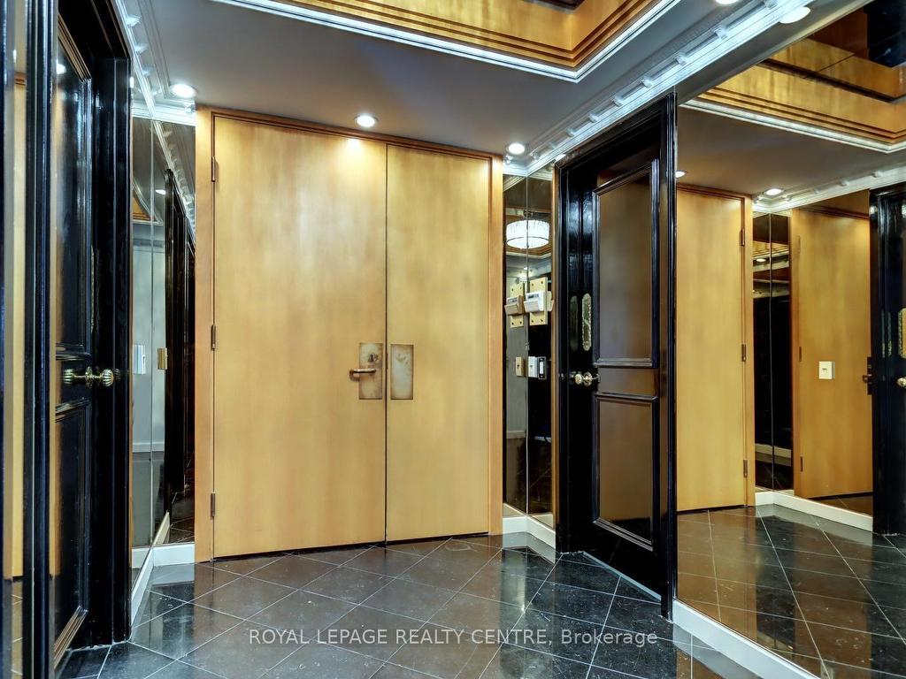 









480


Queens Quay W

N/A, 401W,
Toronto,




ON
M5V 2Y5

