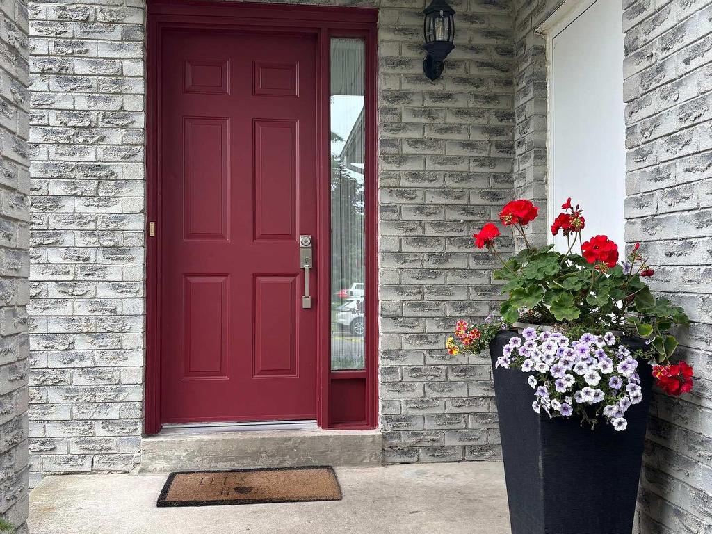 









14


Forrestwood

Crescent,
East Gwillimbury,




ON
L9N 1C7

