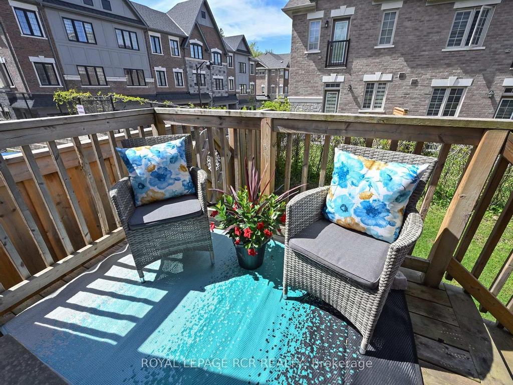 









60


First

Street, 13,
Orangeville,




ON
L9W 2E4

