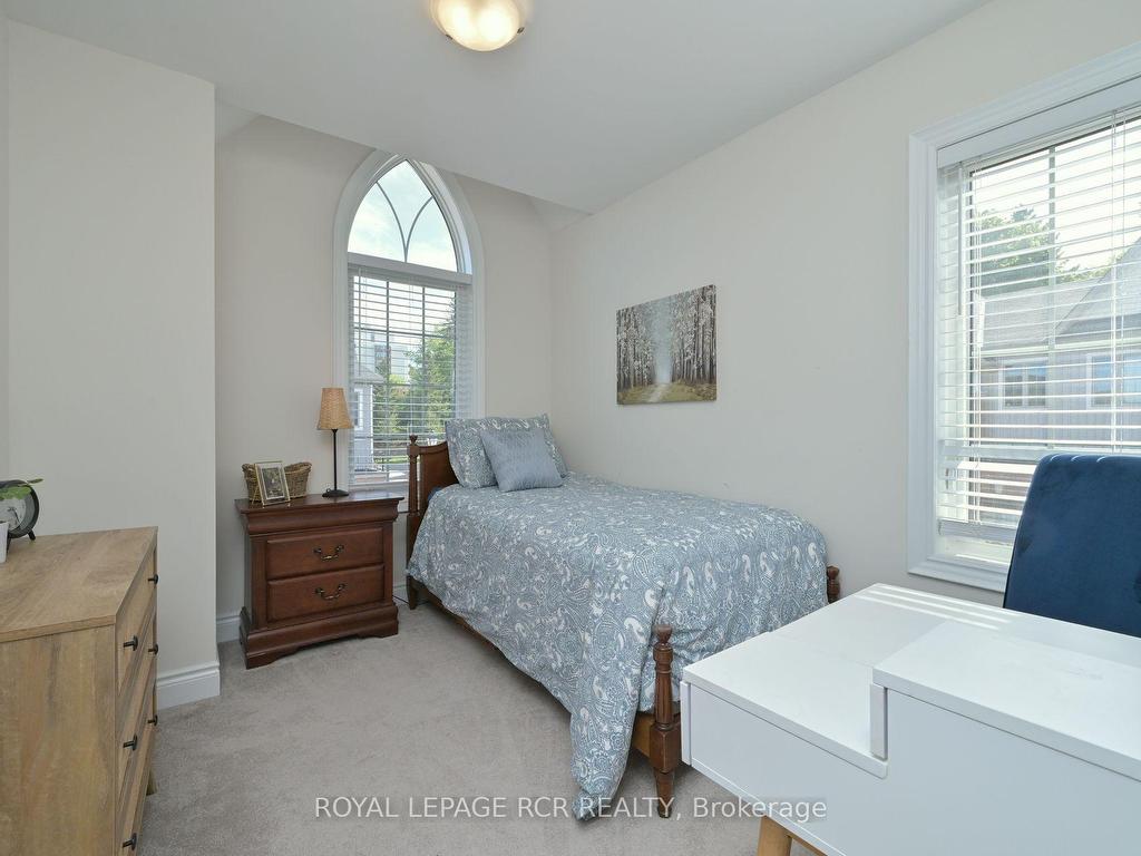 









60


First

Street, 13,
Orangeville,




ON
L9W 2E4

