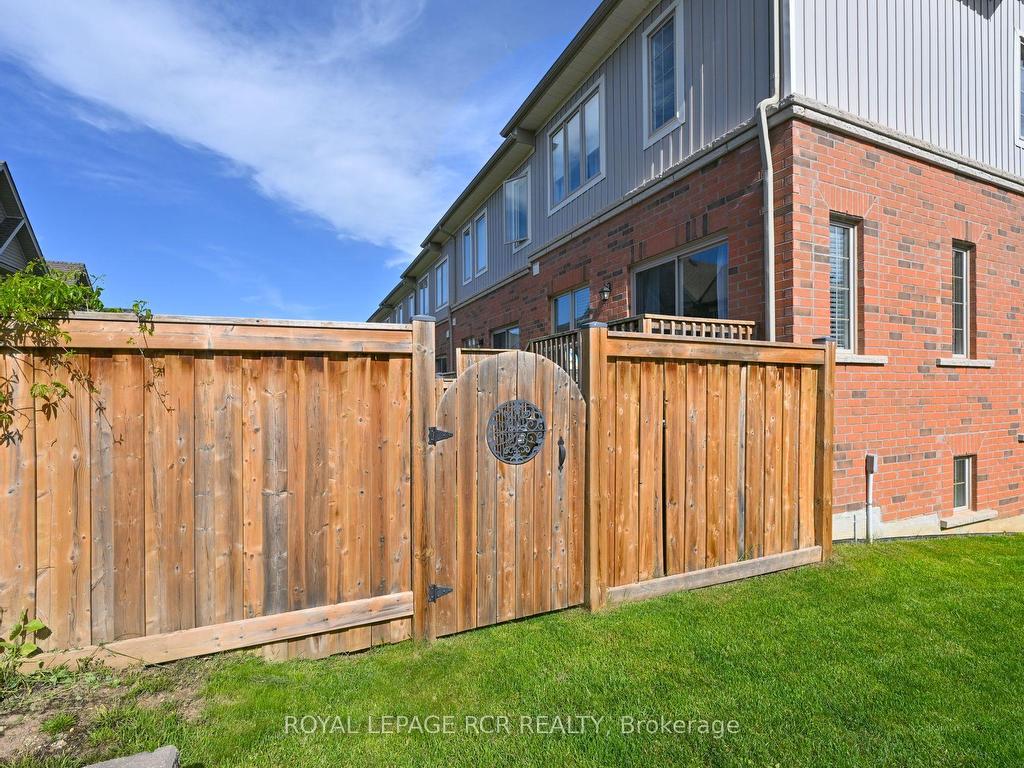 









60


First

Street, 13,
Orangeville,




ON
L9W 2E4

