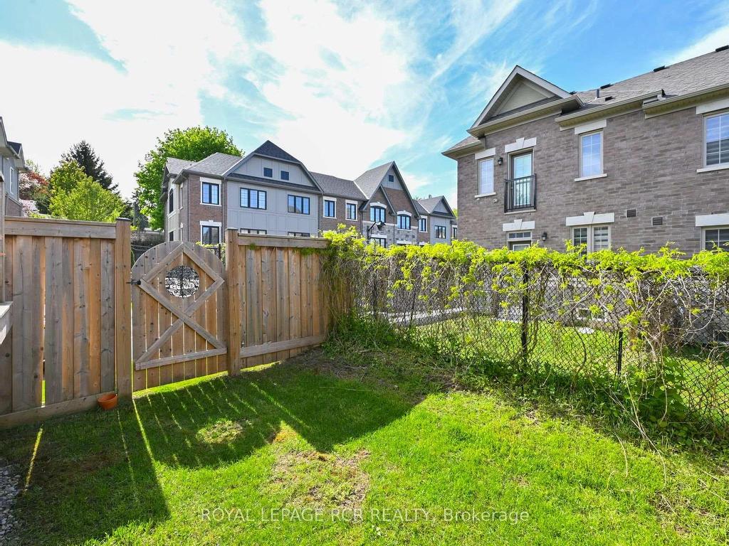 









60


First

Street, 13,
Orangeville,




ON
L9W 2E4

