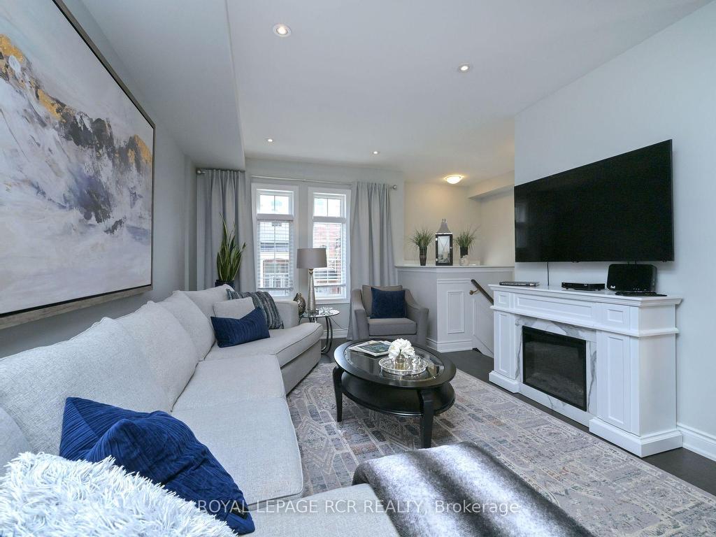 









60


First

Street, 13,
Orangeville,




ON
L9W 2E4

