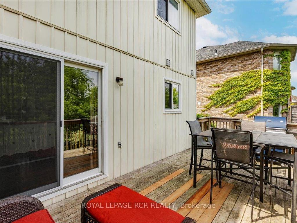 









340


King

Street East,
East Gwillimbury,




ON
L0G 1M0

