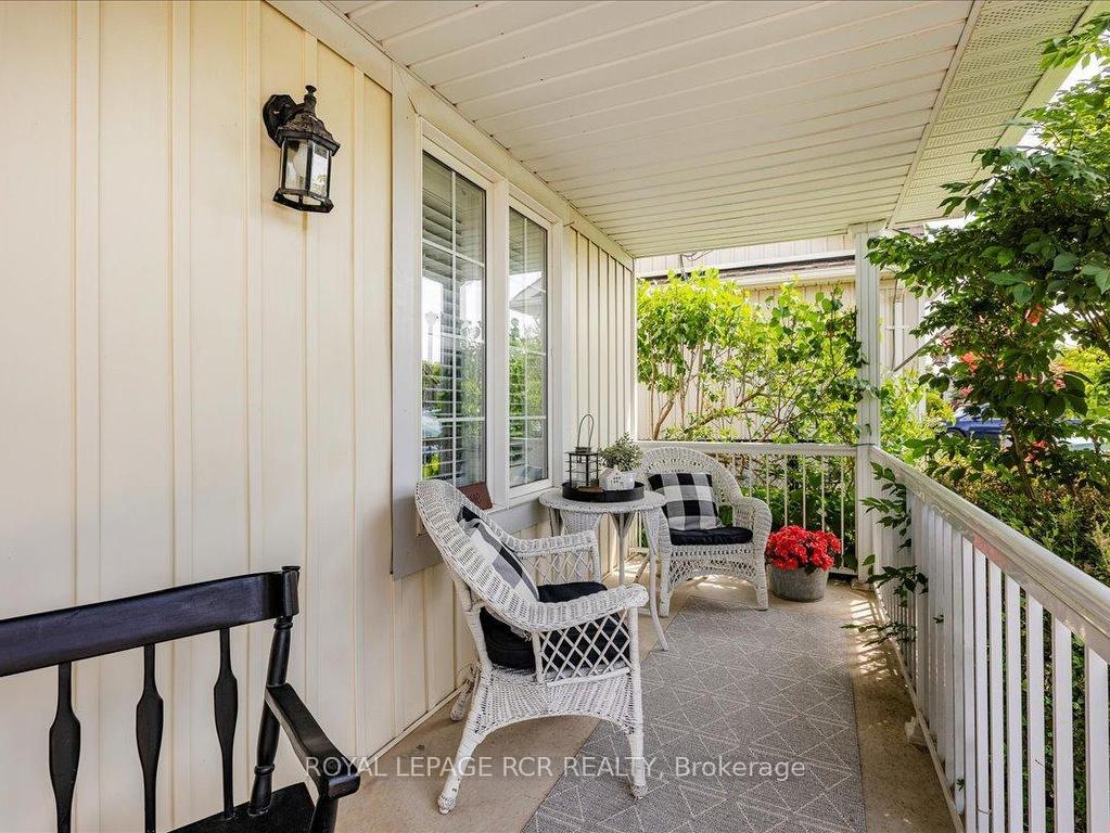 









340


King

Street East,
East Gwillimbury,




ON
L0G 1M0

