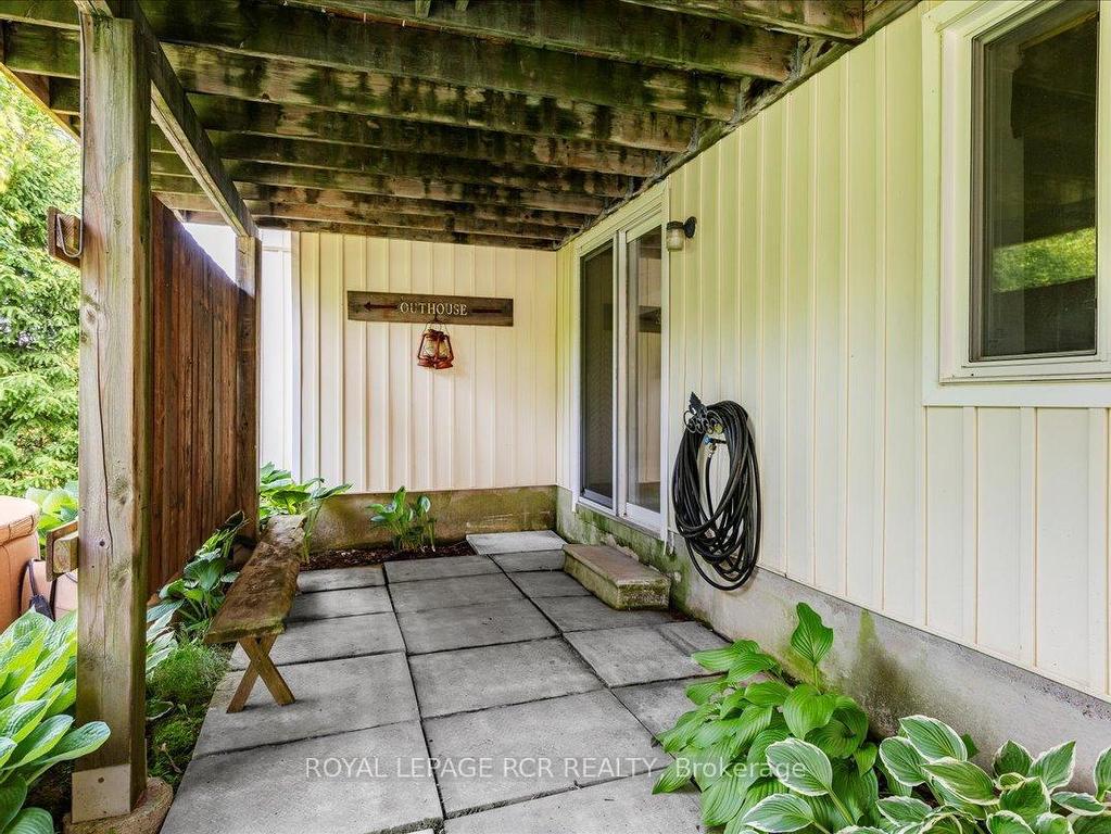 









340


King

Street East,
East Gwillimbury,




ON
L0G 1M0

