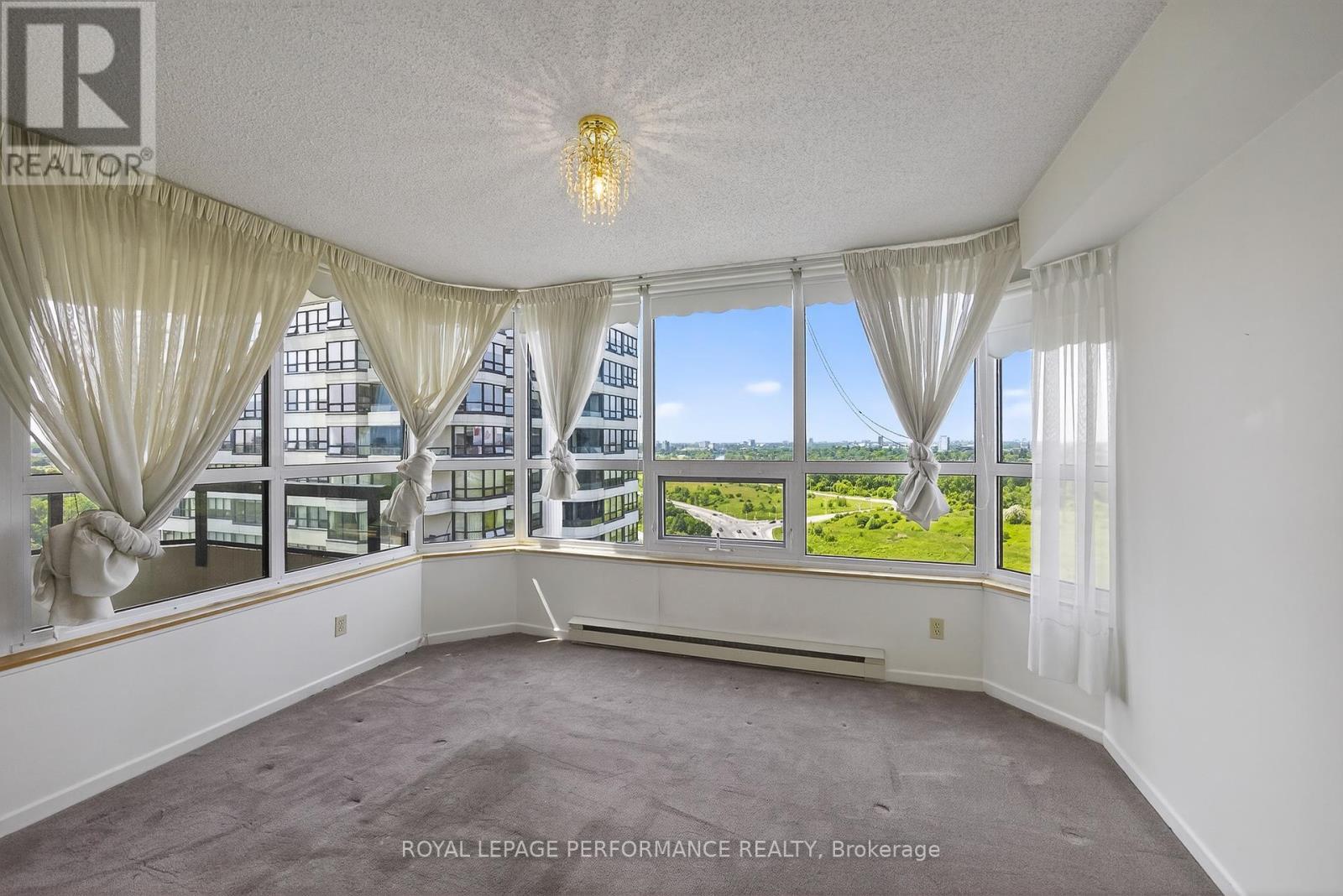 












2006 - 1500 RIVERSIDE DRIVE

,
Ottawa,




Ontario
K1G4J4

