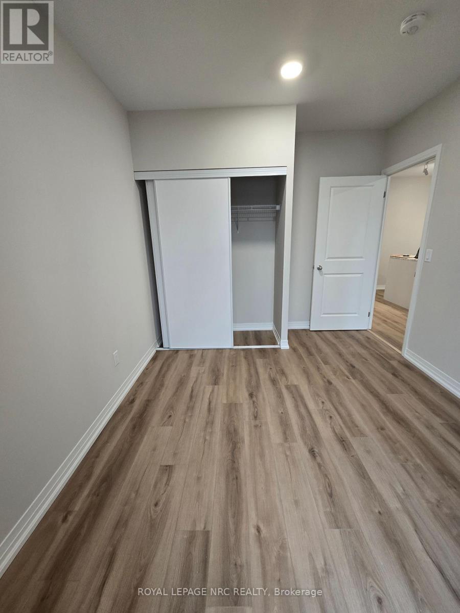 












319 - 50 HERRICK AVENUE

,
St. Catharines (Oakdale),




Ontario
L2P0G3

