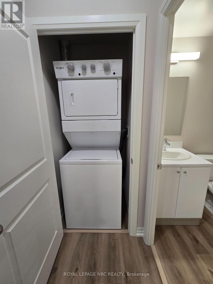 












319 - 50 HERRICK AVENUE

,
St. Catharines (Oakdale),




Ontario
L2P0G3

