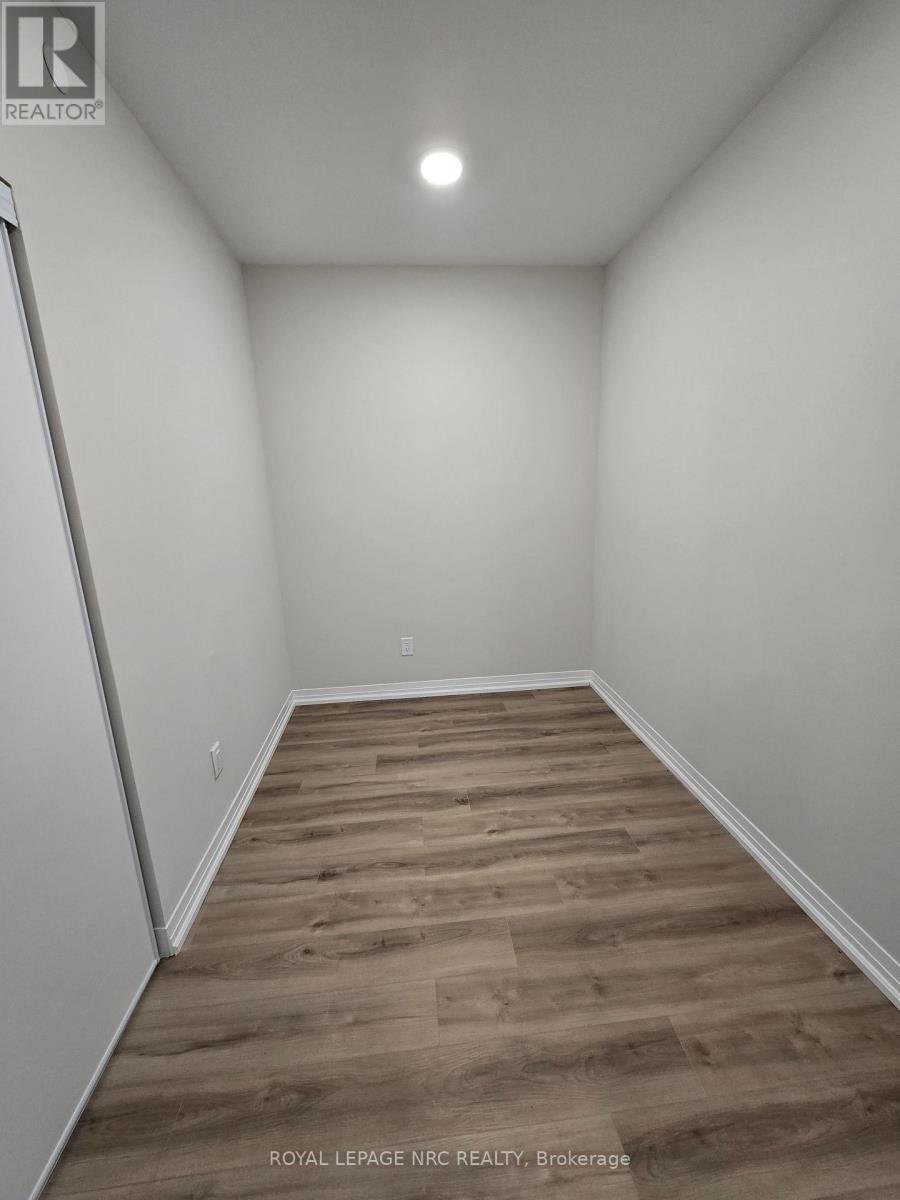 












319 - 50 HERRICK AVENUE

,
St. Catharines (Oakdale),




Ontario
L2P0G3

