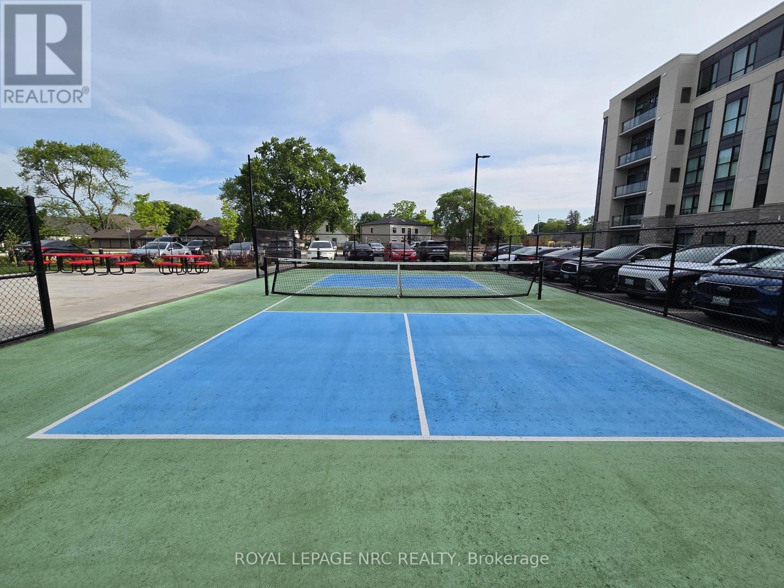 












319 - 50 HERRICK AVENUE

,
St. Catharines (Oakdale),




Ontario
L2P0G3

