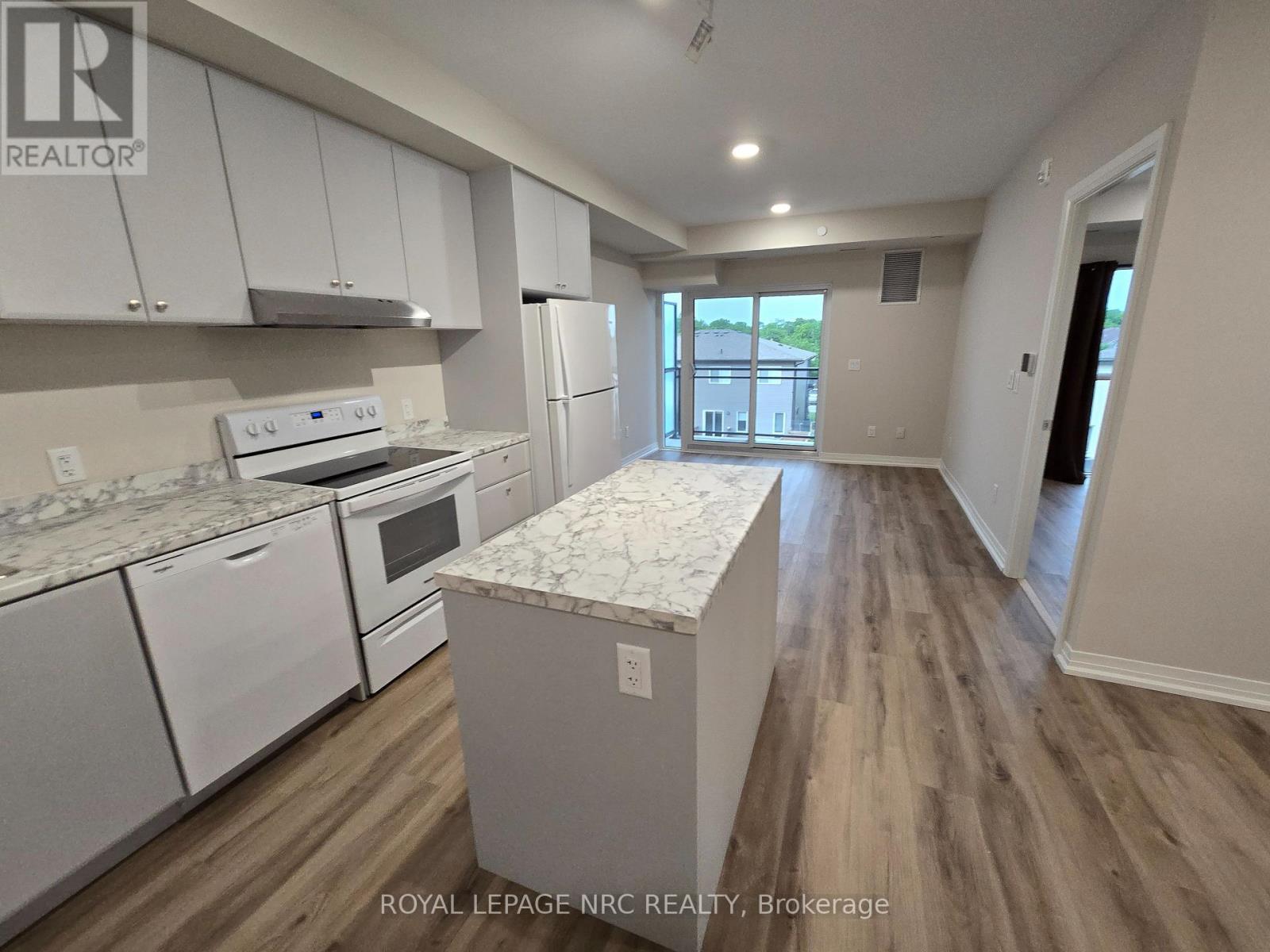












319 - 50 HERRICK AVENUE

,
St. Catharines (Oakdale),




Ontario
L2P0G3

