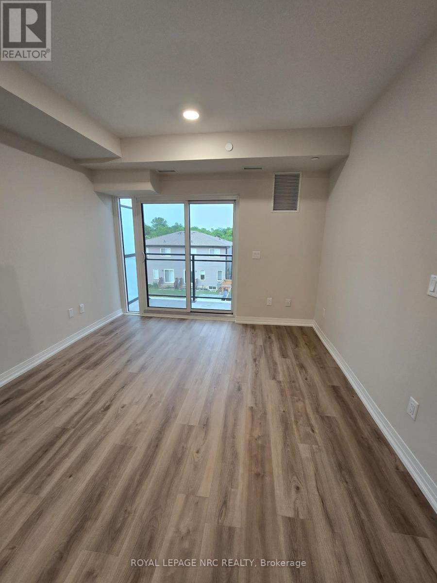 












319 - 50 HERRICK AVENUE

,
St. Catharines (Oakdale),




Ontario
L2P0G3

