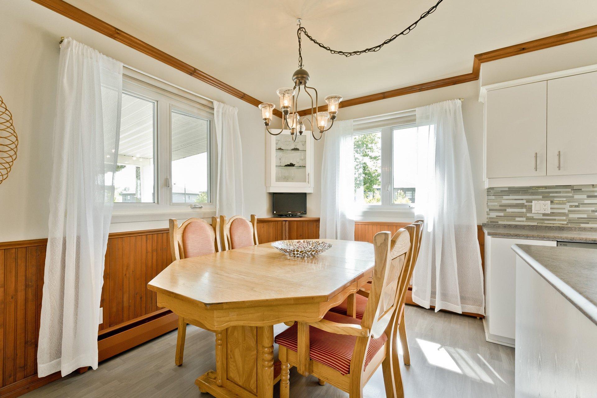 









3310


Rue Galt O.

,
Sherbrooke (Les Nations),




QC
J1H0A5

