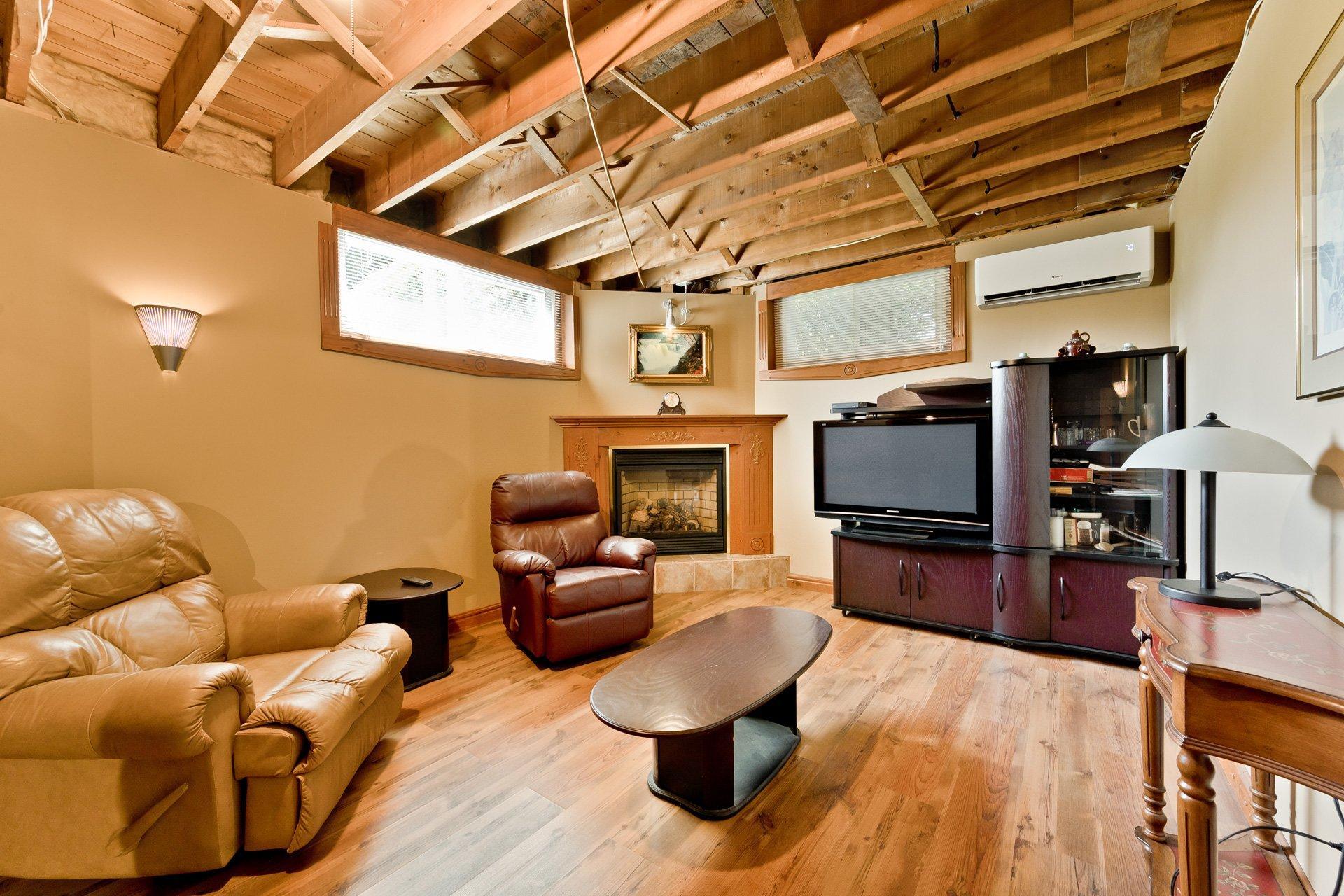 









3310


Rue Galt O.

,
Sherbrooke (Les Nations),




QC
J1H0A5

