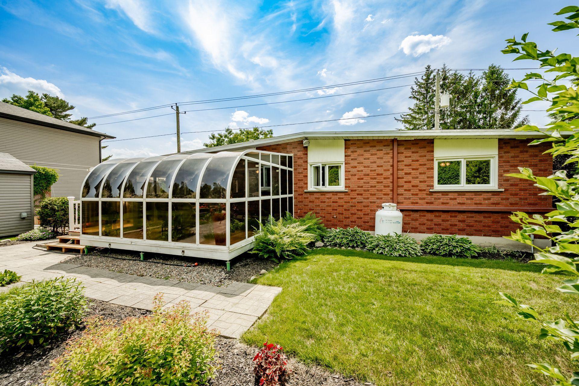 









3310


Rue Galt O.

,
Sherbrooke (Les Nations),




QC
J1H0A5

