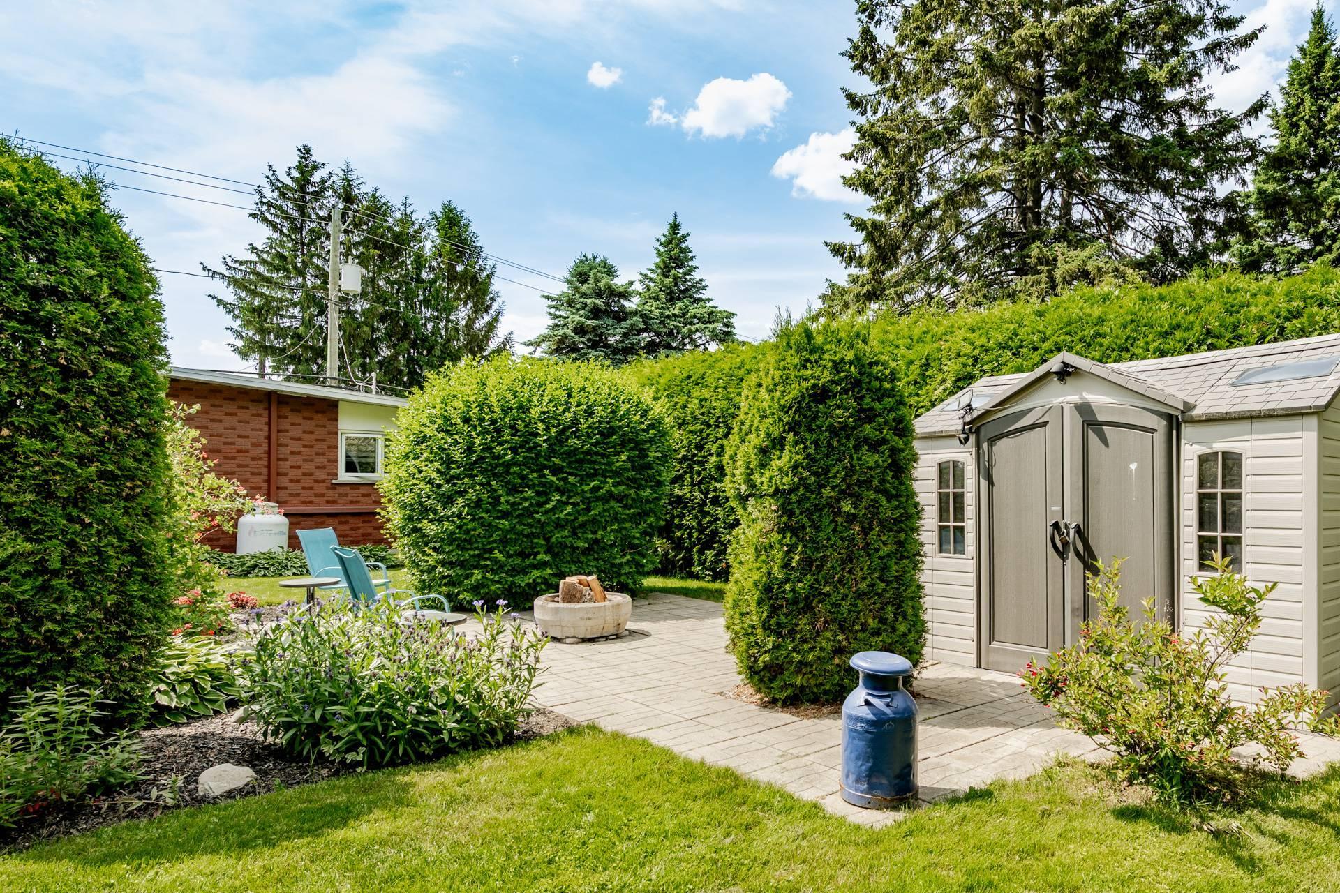 









3310


Rue Galt O.

,
Sherbrooke (Les Nations),




QC
J1H0A5

