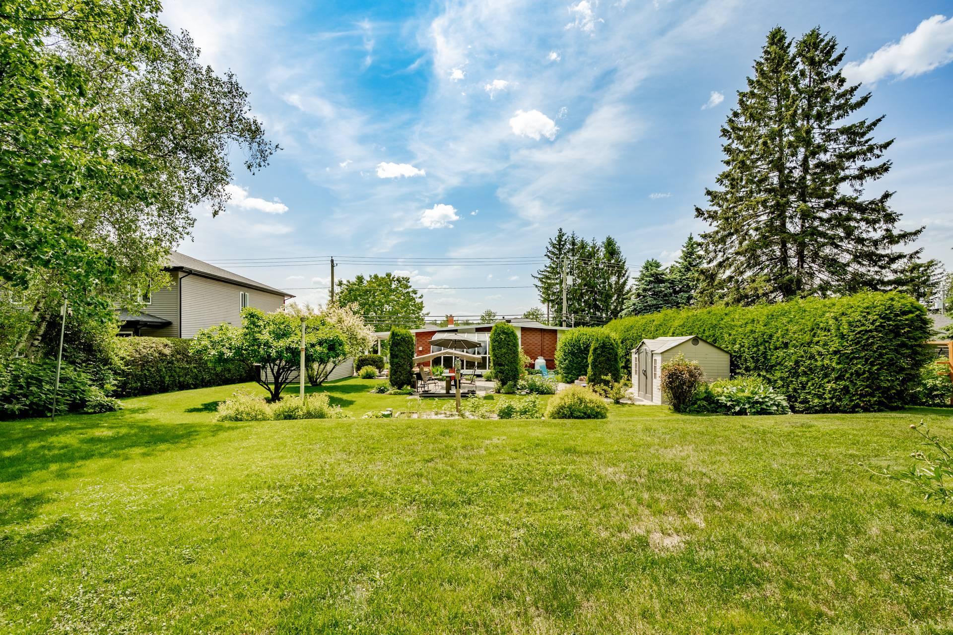 









3310


Rue Galt O.

,
Sherbrooke (Les Nations),




QC
J1H0A5

