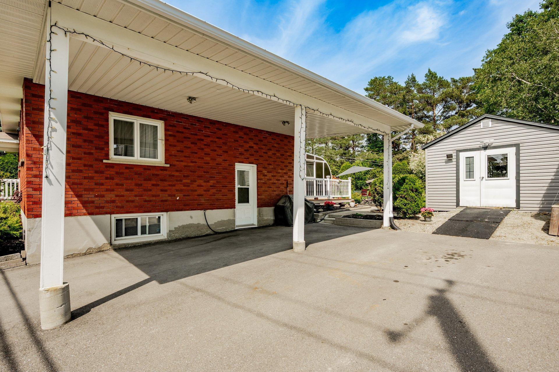 









3310


Rue Galt O.

,
Sherbrooke (Les Nations),




QC
J1H0A5

