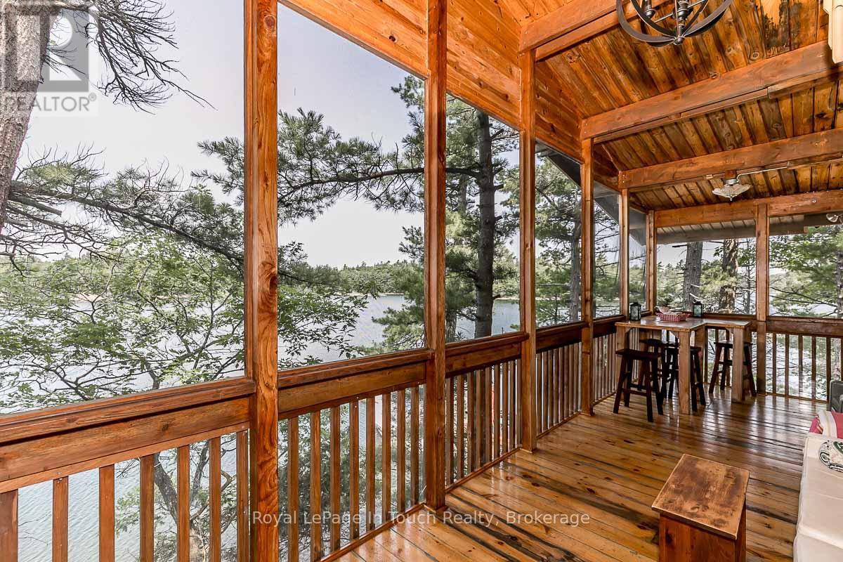 












B207-7 WAHSOUNE ISLAND

,
The Archipelago (Archipelago South),




Ontario
P2A1T4


