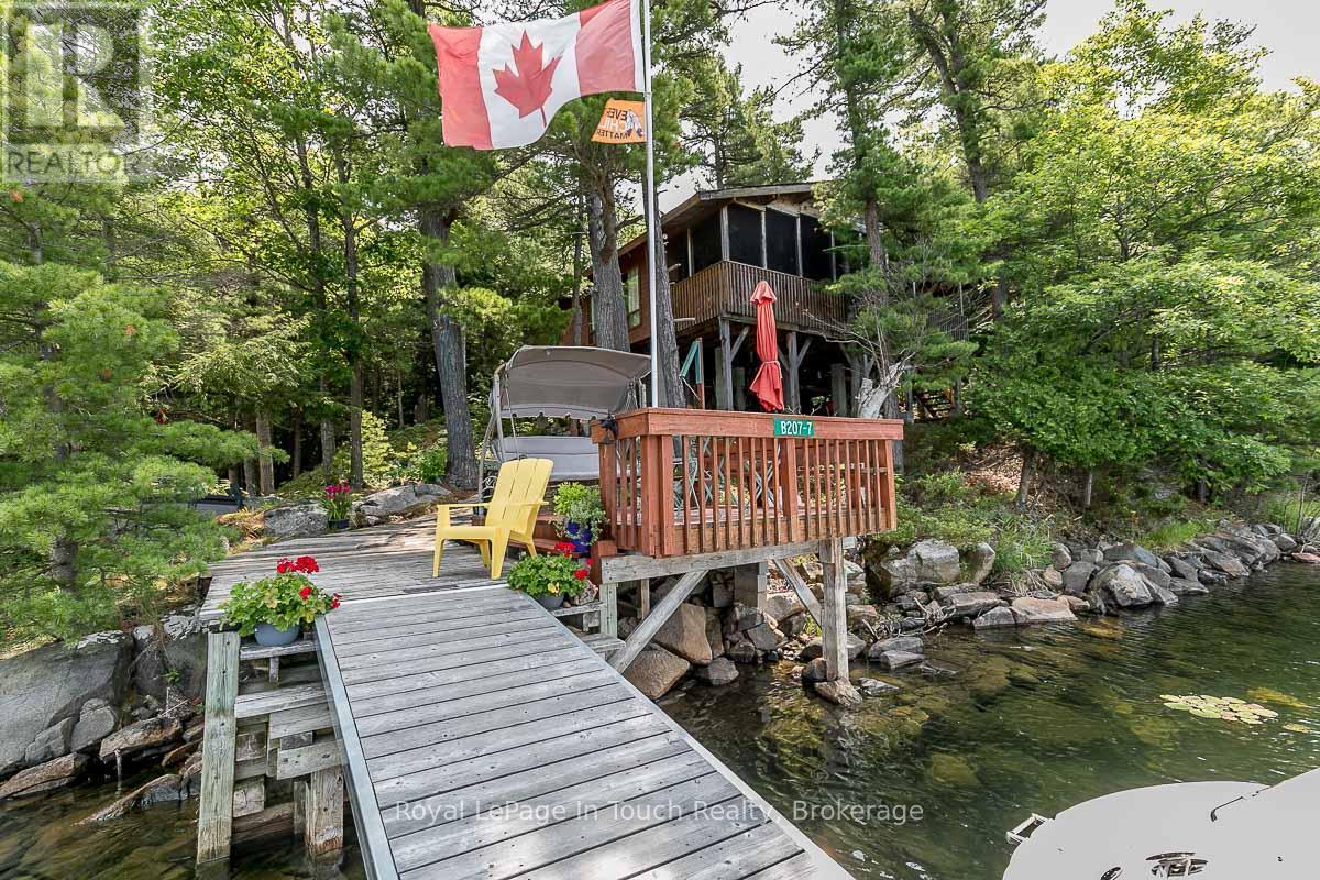












B207-7 WAHSOUNE ISLAND

,
The Archipelago (Archipelago South),




Ontario
P2A1T4

