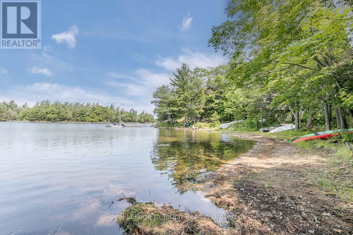 












B207-7 WAHSOUNE ISLAND

,
The Archipelago (Archipelago South),




Ontario
P2A1T4

