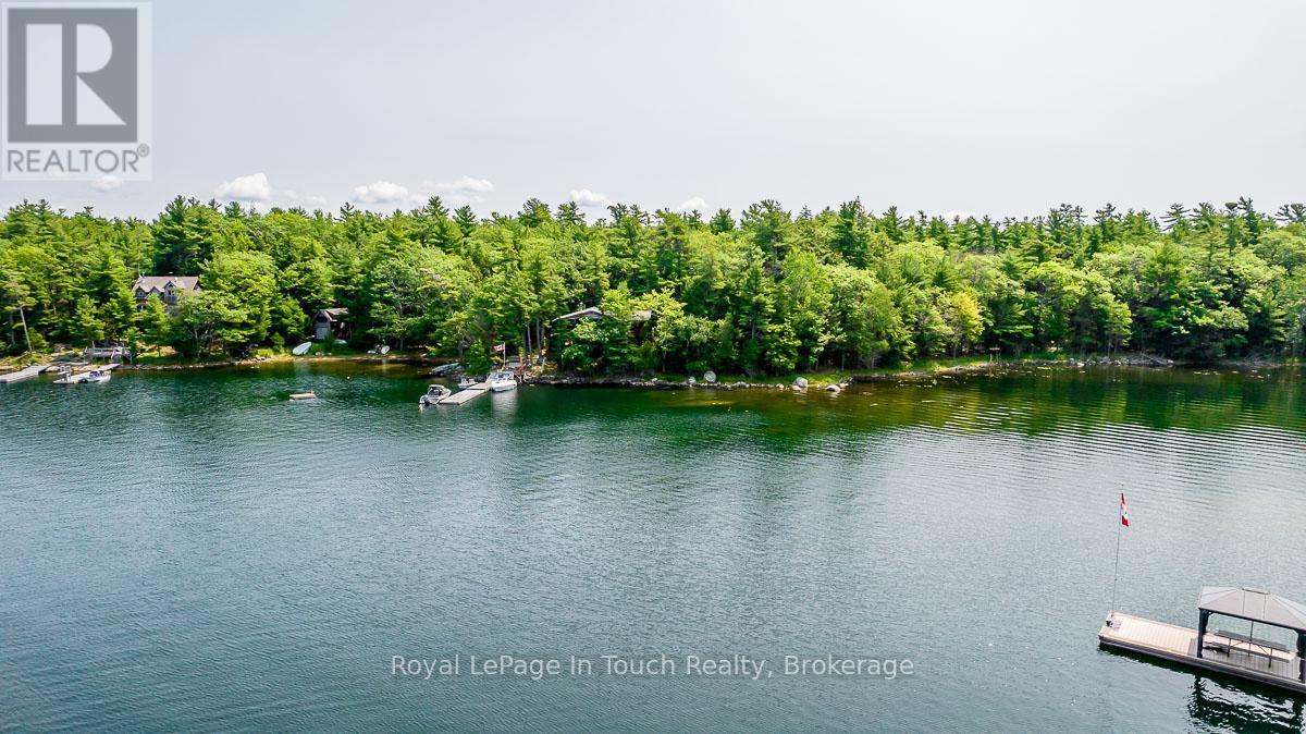 












B207-7 WAHSOUNE ISLAND

,
The Archipelago (Archipelago South),




Ontario
P2A1T4

