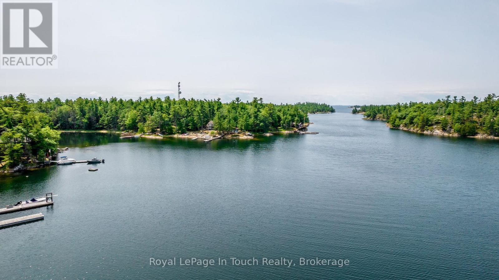 












B207-7 WAHSOUNE ISLAND

,
The Archipelago (Archipelago South),




Ontario
P2A1T4


