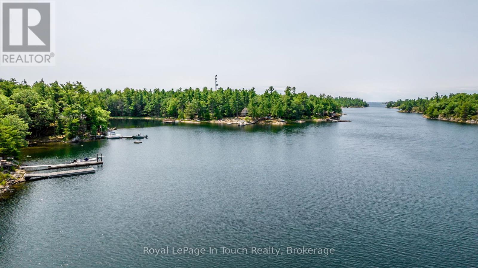 












B207-7 WAHSOUNE ISLAND

,
The Archipelago (Archipelago South),




Ontario
P2A1T4

