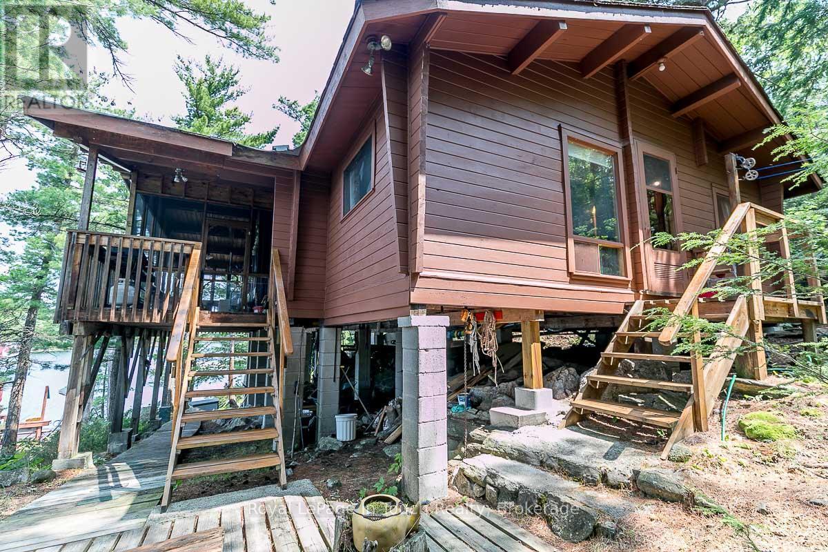 












B207-7 WAHSOUNE ISLAND

,
The Archipelago (Archipelago South),




Ontario
P2A1T4


