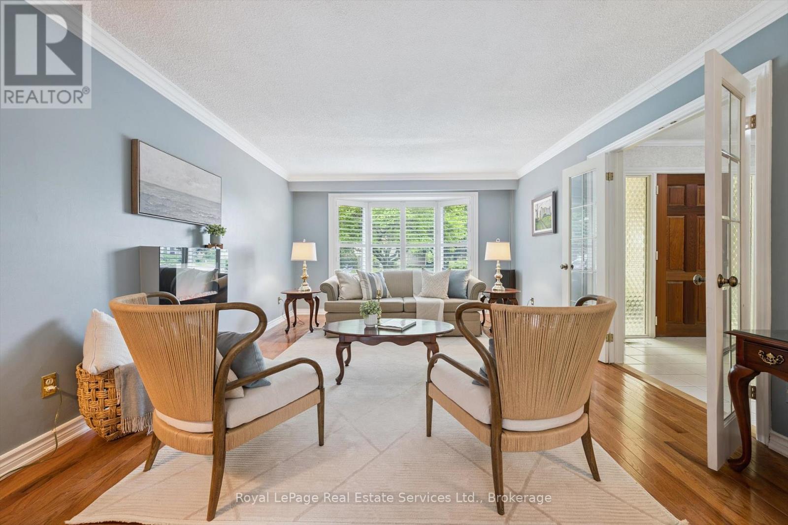 












219 SPRING GARDEN ROAD

,
Oakville (SW Southwest),




Ontario
L6L5H3

