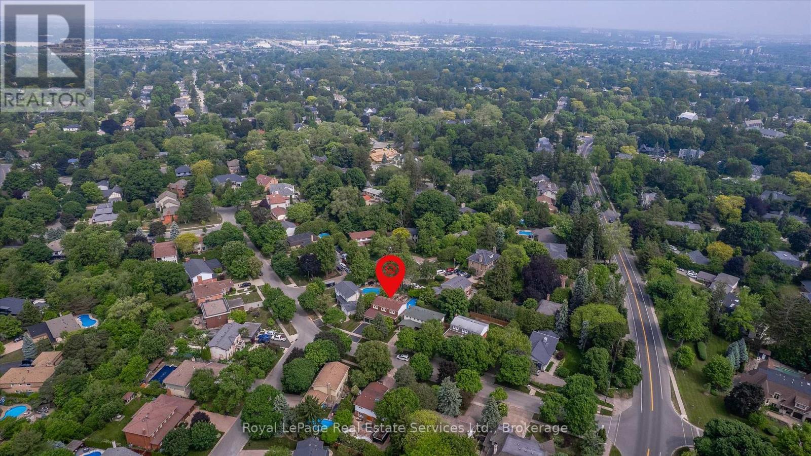 












219 SPRING GARDEN ROAD

,
Oakville (SW Southwest),




Ontario
L6L5H3

