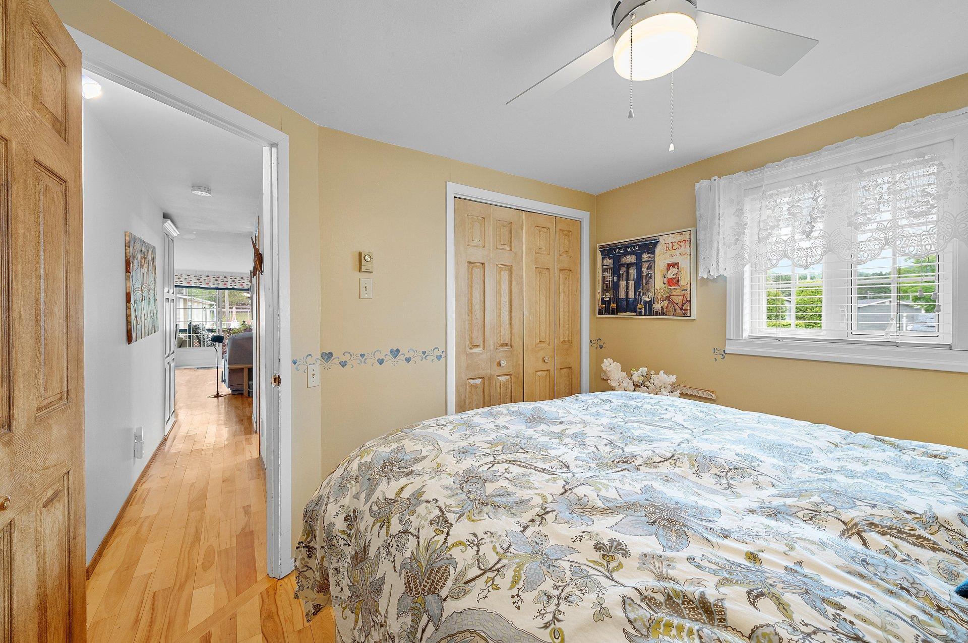 









528


Ch. des Habitations-des-Monts

,
Saint-Sauveur,




QC
J0R1R3

