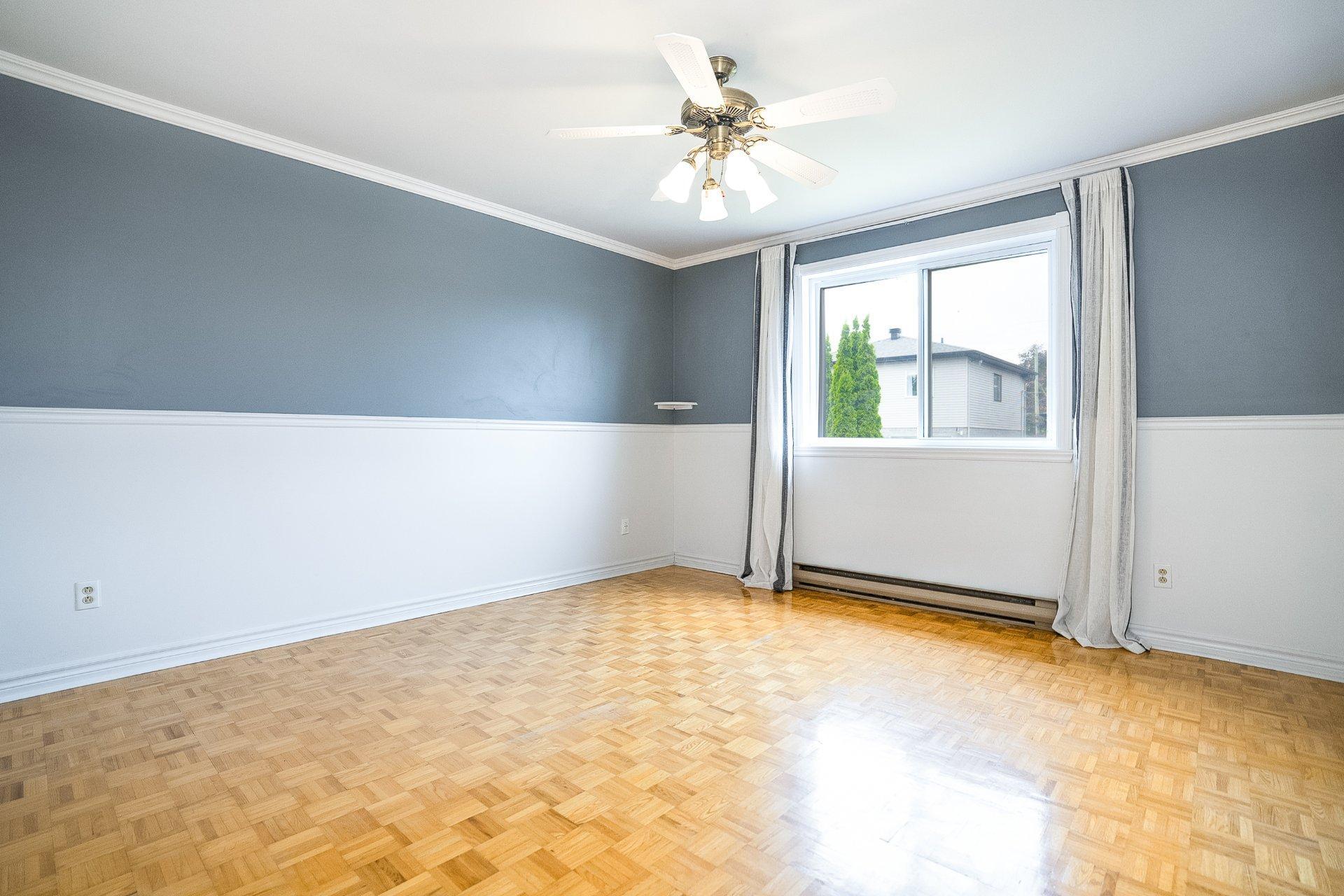 









5647


Rue Auclair

,
Brossard,




QC
J4Z1J4


