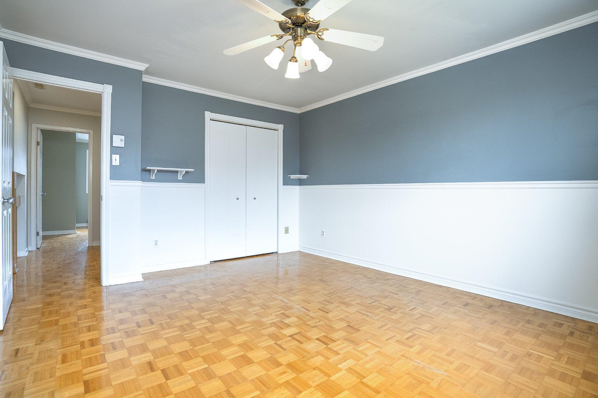 









5647


Rue Auclair

,
Brossard,




QC
J4Z1J4

