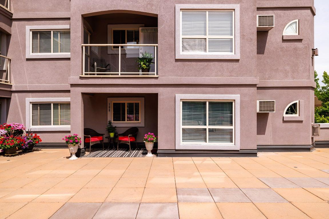 









2130


Vasile

Road, 108,
Kelowna,




BC
V1Y 6H5

