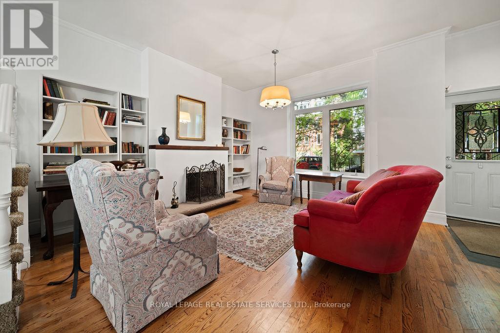 












206 BERKELEY STREET

,
Toronto,




Ontario
M5A2X4

