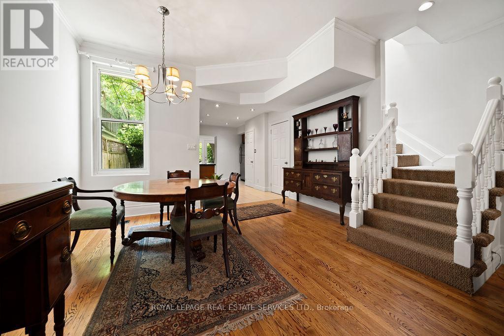 












206 BERKELEY STREET

,
Toronto,




Ontario
M5A2X4

