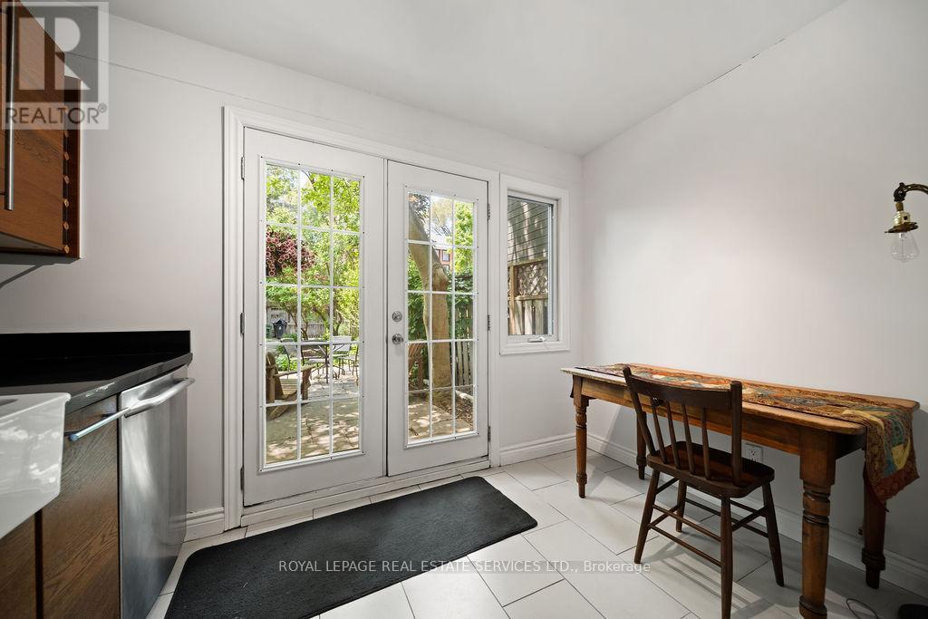 












206 BERKELEY STREET

,
Toronto,




Ontario
M5A2X4

