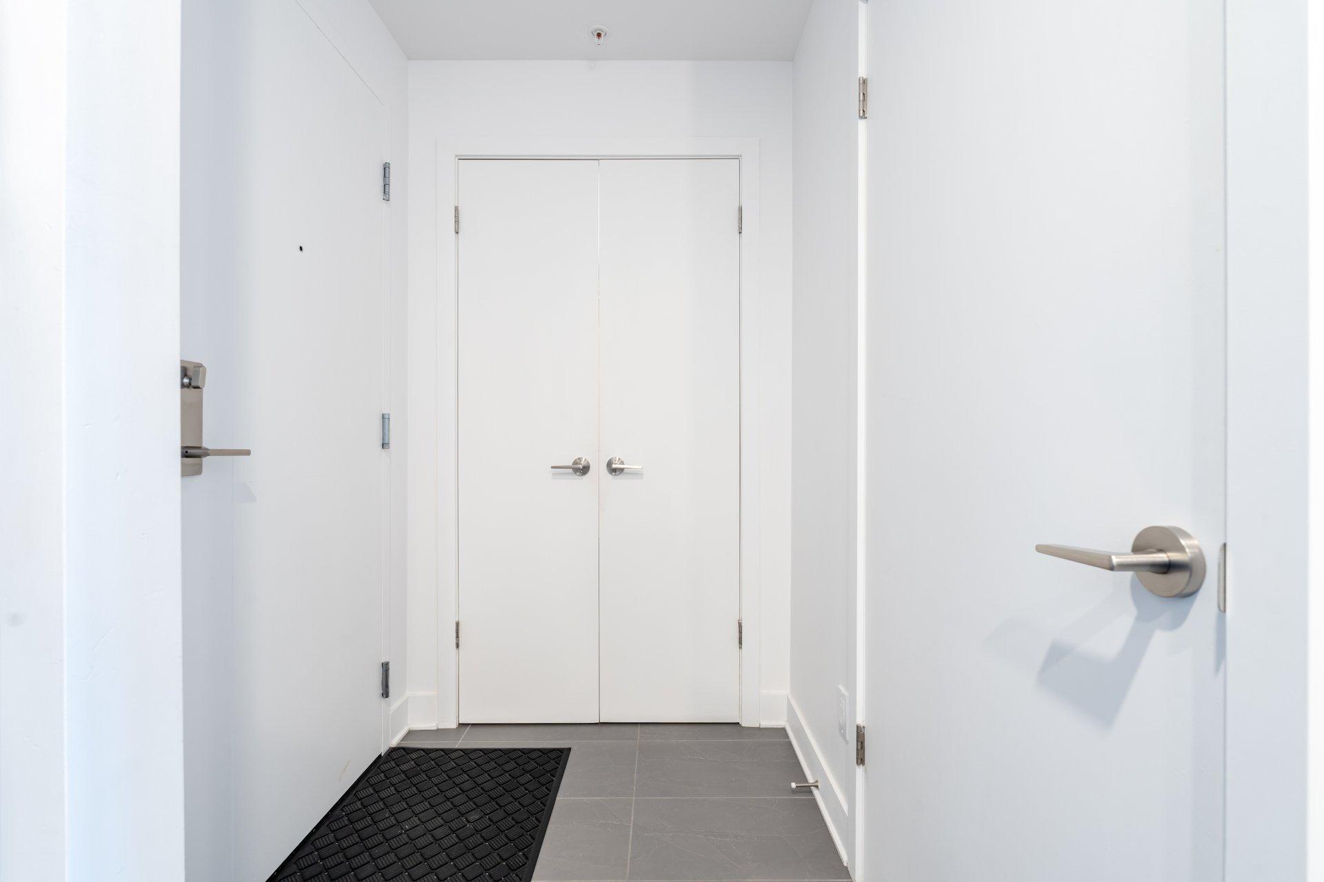 









5175


Rue MacKenzie

, 607,
Montréal (Côte-des-Neiges/Notre-Dame-de-Grâce),




QC
H3W0B3

