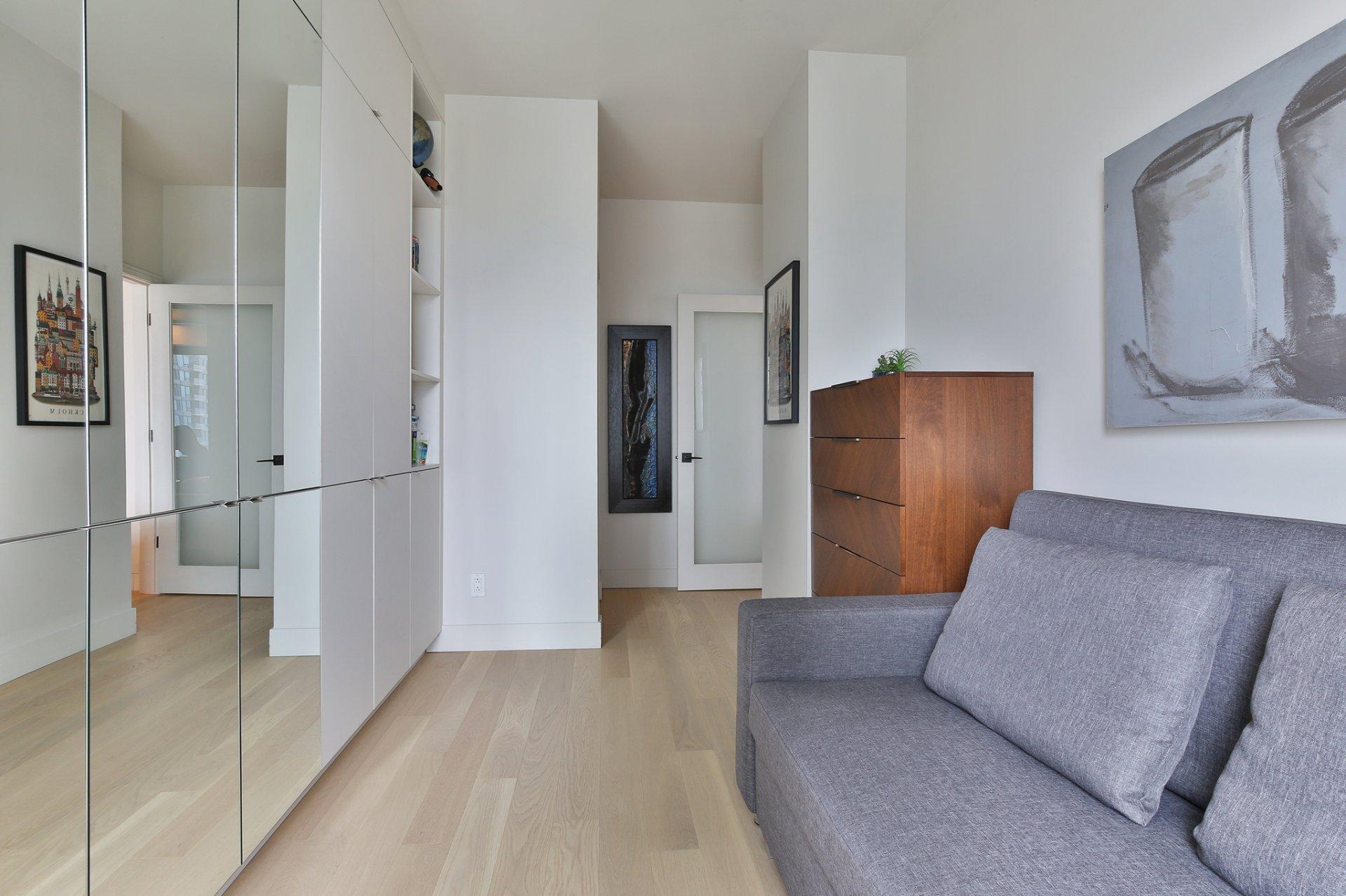 









199


Rue de la Rotonde

, 1410,
Montréal (Verdun/Île-des-Soeurs),




QC
H3E0C1

