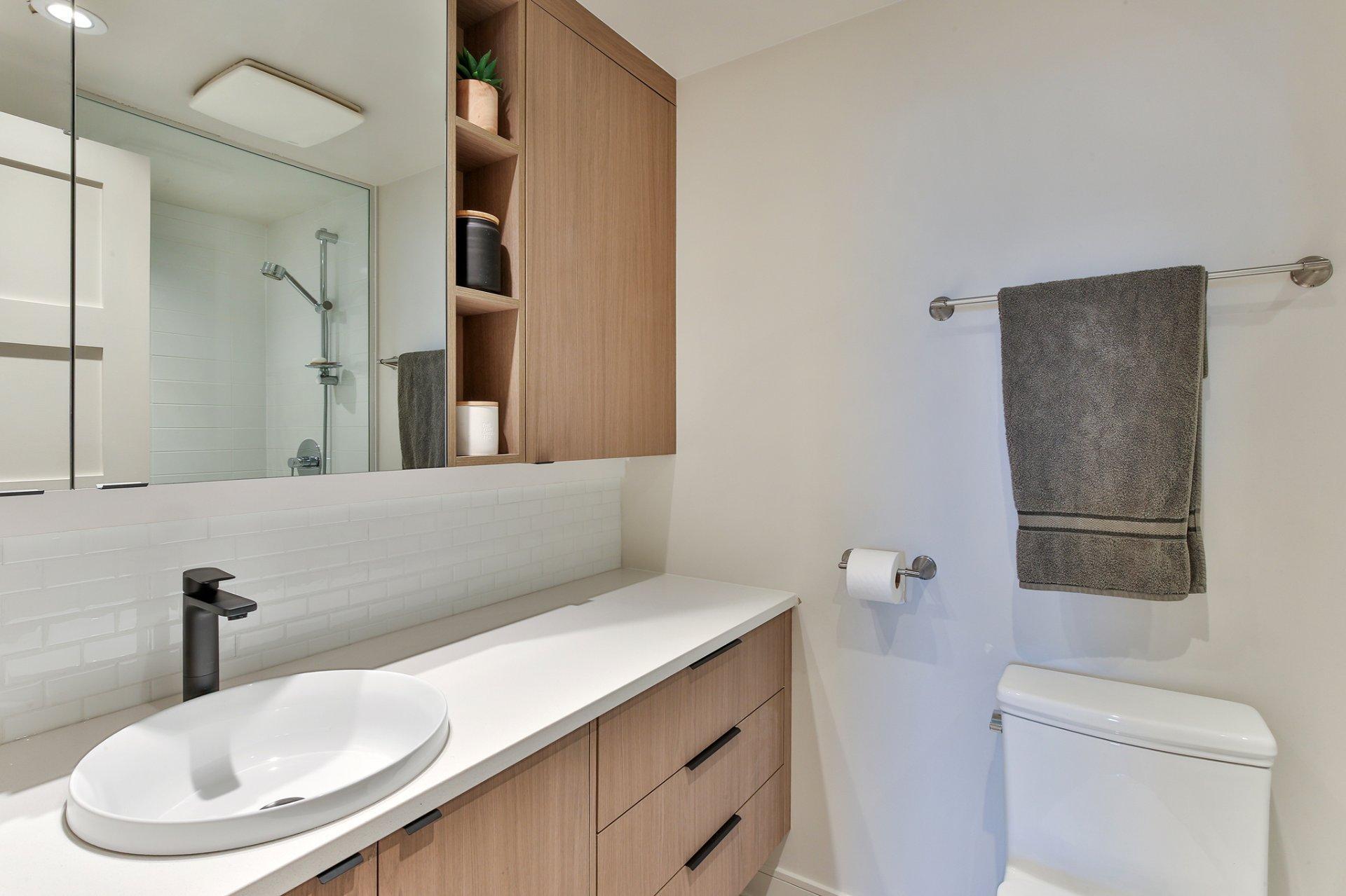 









199


Rue de la Rotonde

, 1410,
Montréal (Verdun/Île-des-Soeurs),




QC
H3E0C1

