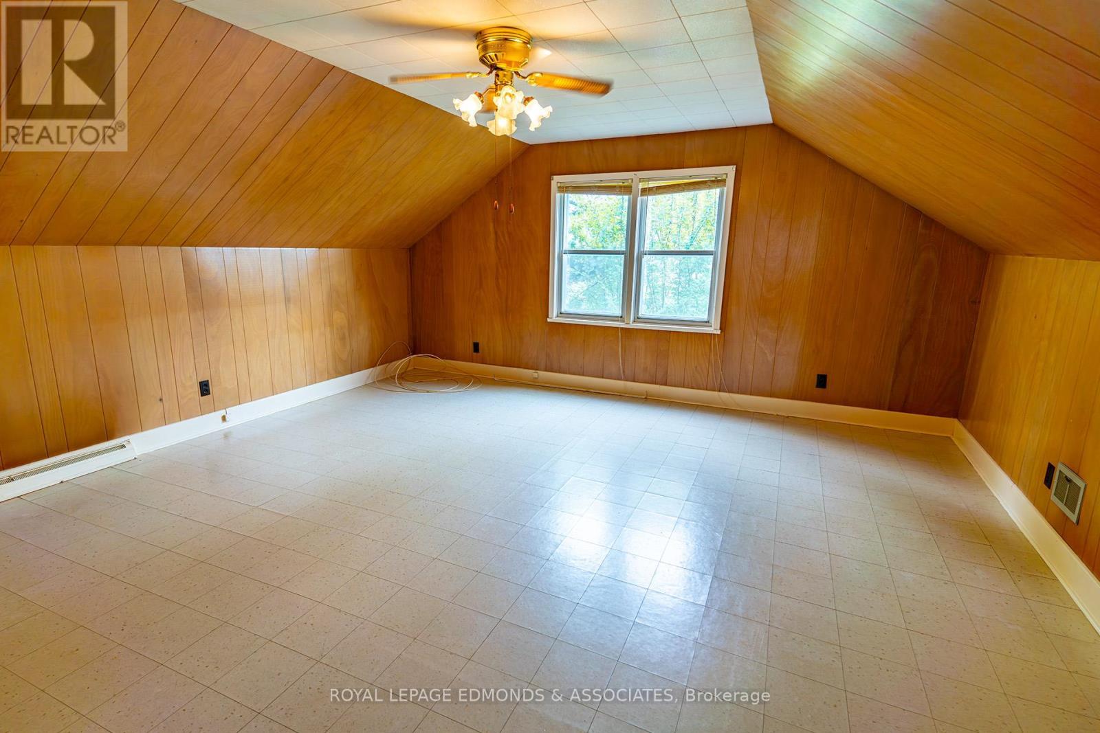 












1330 BLAKELY CRESCENT

,
Laurentian Valley,




Ontario
K8A7A1

