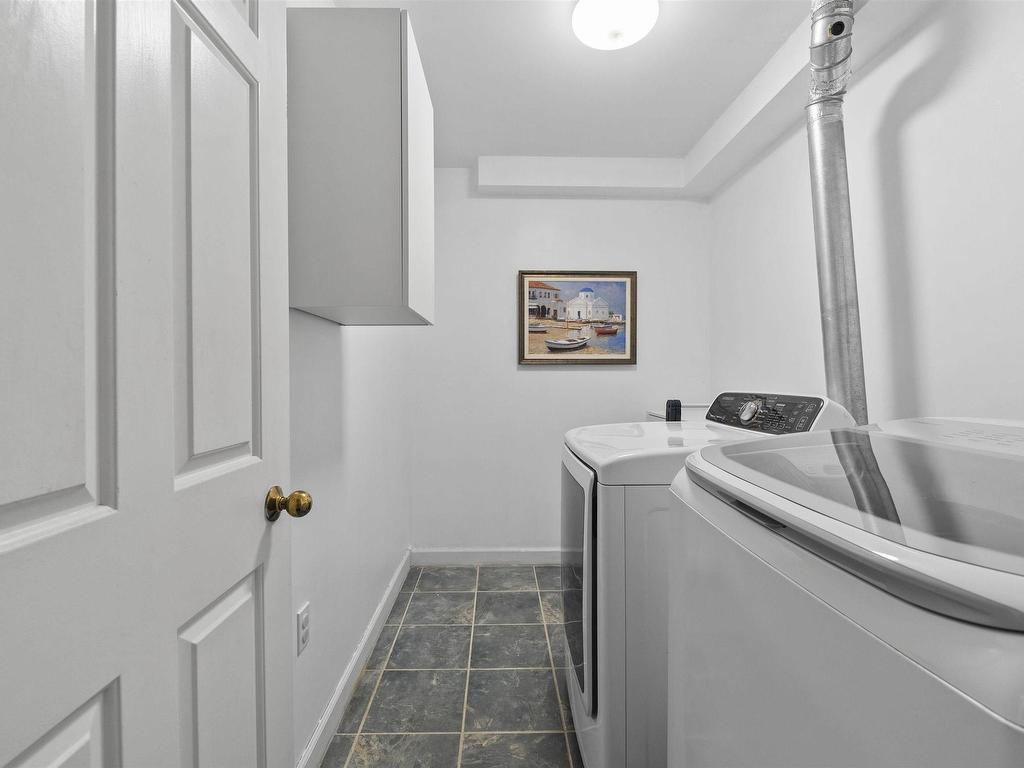 












204 159 Farnham Gate

,
Clayton Park,




NS
B3M 4A3

