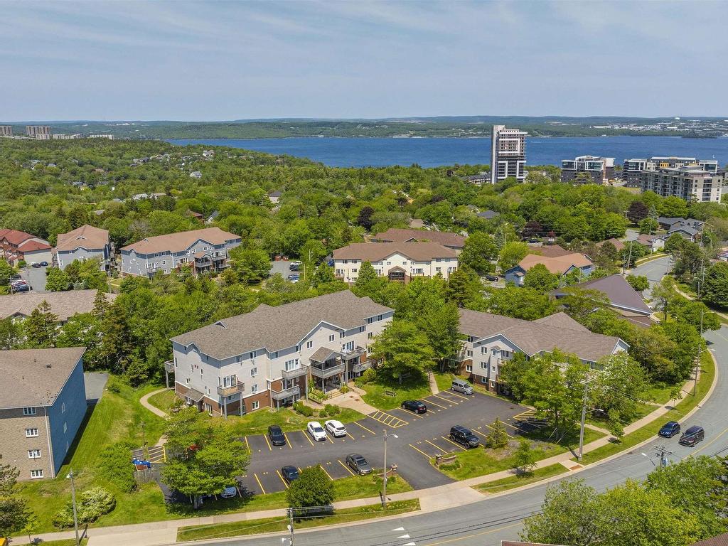 












204 159 Farnham Gate

,
Clayton Park,




NS
B3M 4A3

