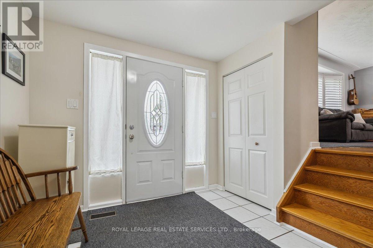 












355 HAMPTON HEATH ROAD

,
Burlington,




Ontario
L7L4R1

